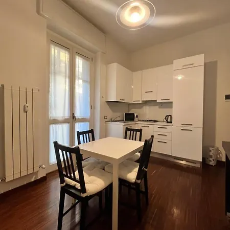 Bocconi Apartment Milan Exterior photo